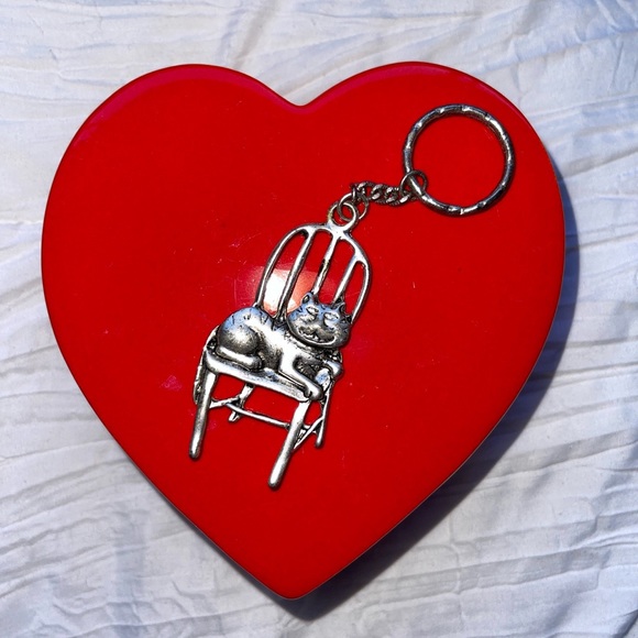 Keychain - Picture 2 of 2